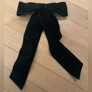 NWT - J. Crew Dark Green Velvet Hair Bow